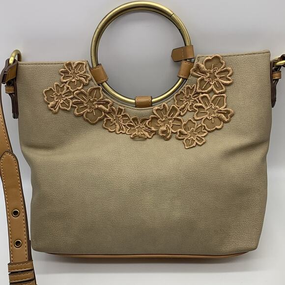 Elle & Jae Gypset Floral Detail Crossbody Purse Bag Brass Ring Handle Tan Beige - Picture 2 of 16